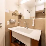 Apartment Der Sonnberg Alpinlodges - Mit Seeblick, Privater Sauna Und Self Check-in