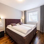 Apartment Der Sonnberg Alpinlodges - Mit Seeblick, Privater Sauna Und Self Check-in