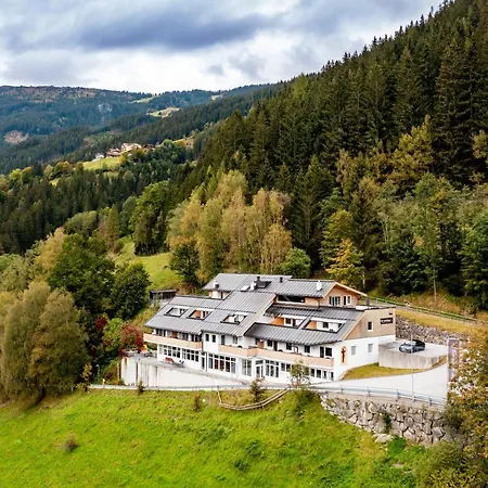 Der Sonnberg Alpinlodges - Mit Seeblick, Privater Sauna Und Self Check-in Lägenhet