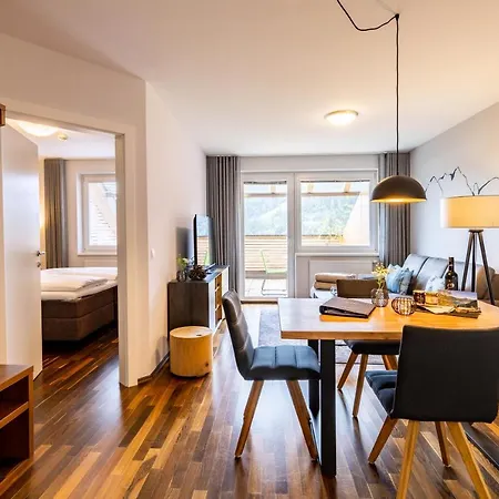 Apartment Der Sonnberg Alpinlodges - Mit Seeblick, Privater Sauna Und Self Check-in