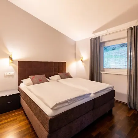 Der Sonnberg Alpinlodges - Mit Seeblick, Privater Sauna Und Self Check-in 아파트 젤암제
