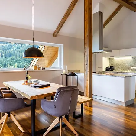 Der Sonnberg Alpinlodges - Mit Seeblick, Privater Sauna Und Self Check-in 아파트 젤암제
