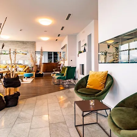 Der Sonnberg Alpinlodges - Mit Seeblick, Privater Sauna Und Self Check-in Apartment Zell am See