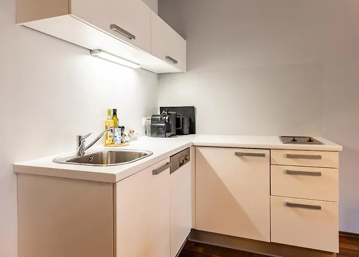 Der Sonnberg Alpinlodges - Mit Seeblick, Privater Sauna Und Self Check-in *