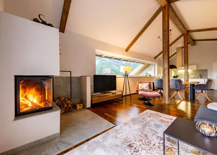 Der Sonnberg Alpinlodges - Mit Seeblick, Privater Sauna Und Self Check-in