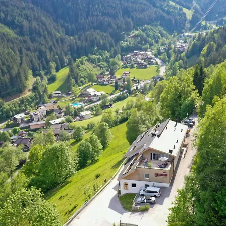 Der Sonnberg Alpinlodges - Mit Seeblick, Privater Sauna Und Self Check-in Целль-ам-Зе